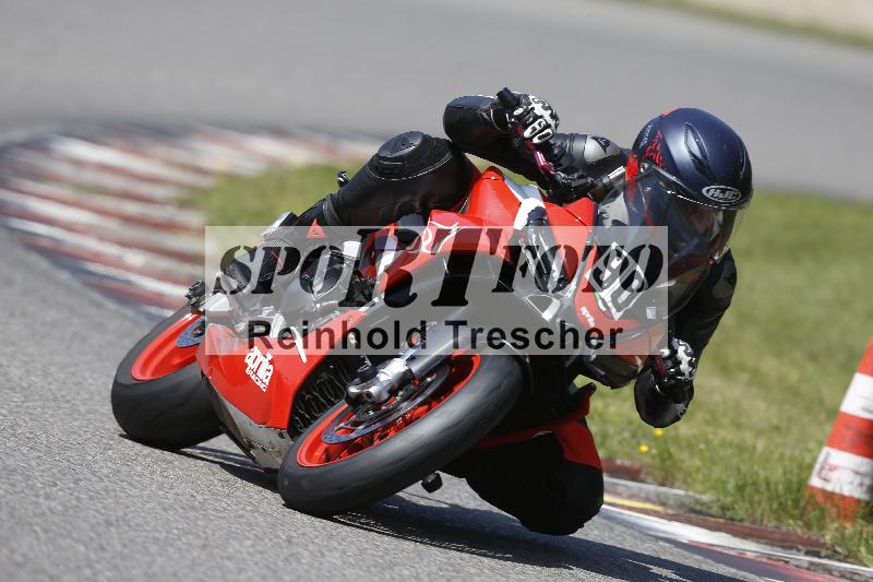 /45 10.08.2025 Plüss Moto Sport ADR/Einsteiger/90